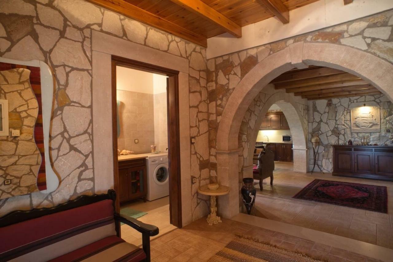 Petrinolis Retreat Apartment Sitia  Exterior photo